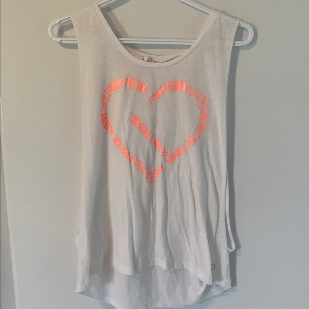 2 Tank Tops - Picture 3 of 3